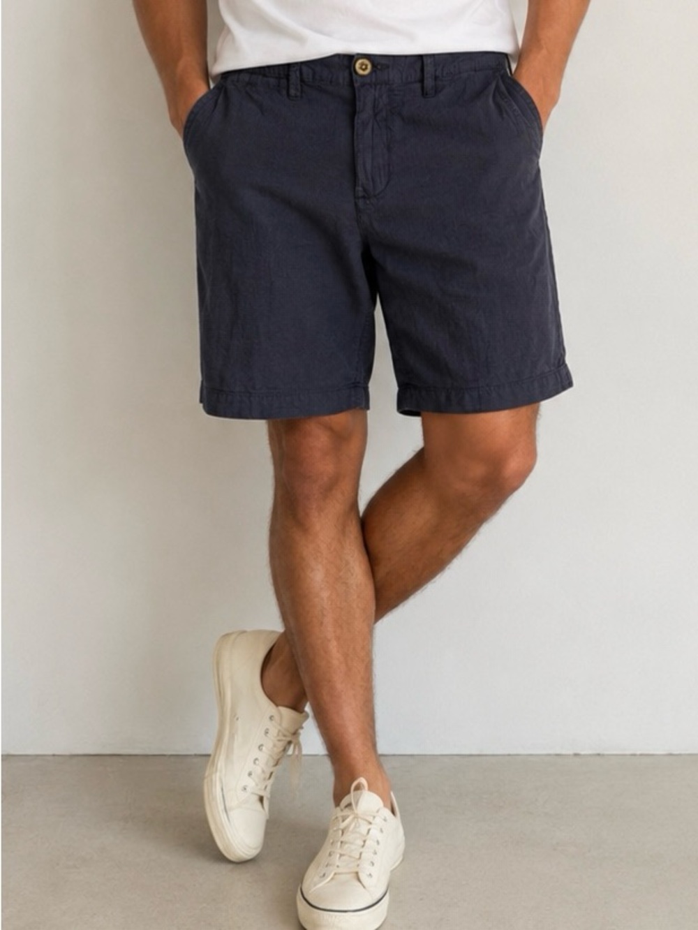 Men's Flat Front Casual Shorts in Navy‎